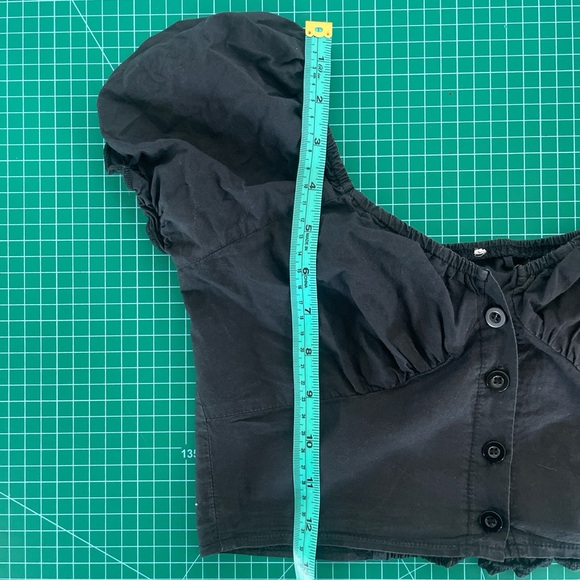 Princess Polly Crop Blouse - Picture 4 of 4